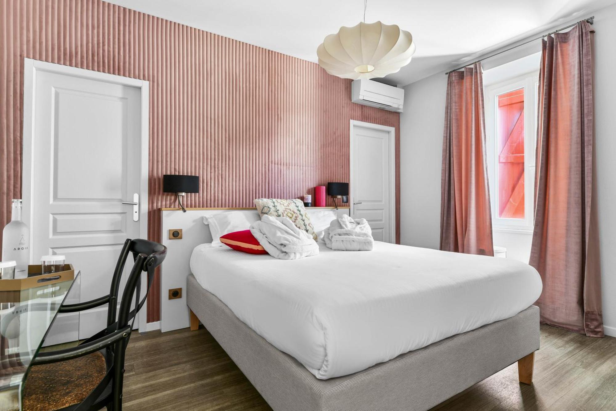 Hotel Argia Hasparren Dış mekan fotoğraf